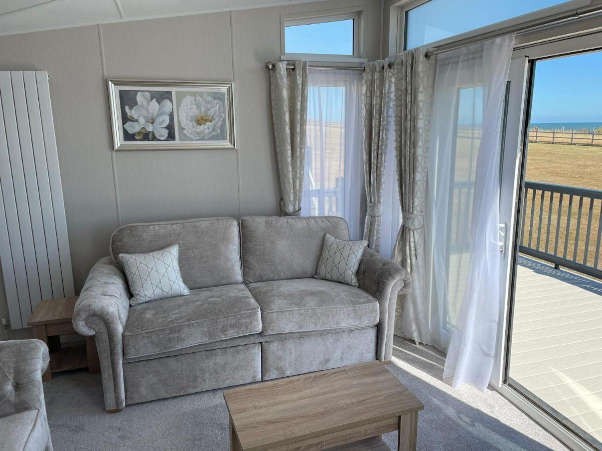 Campsite Stunning Caravan With Full Sea Views At Broadland Sands In Suffolk Ref 20236bs Hopton on Sea