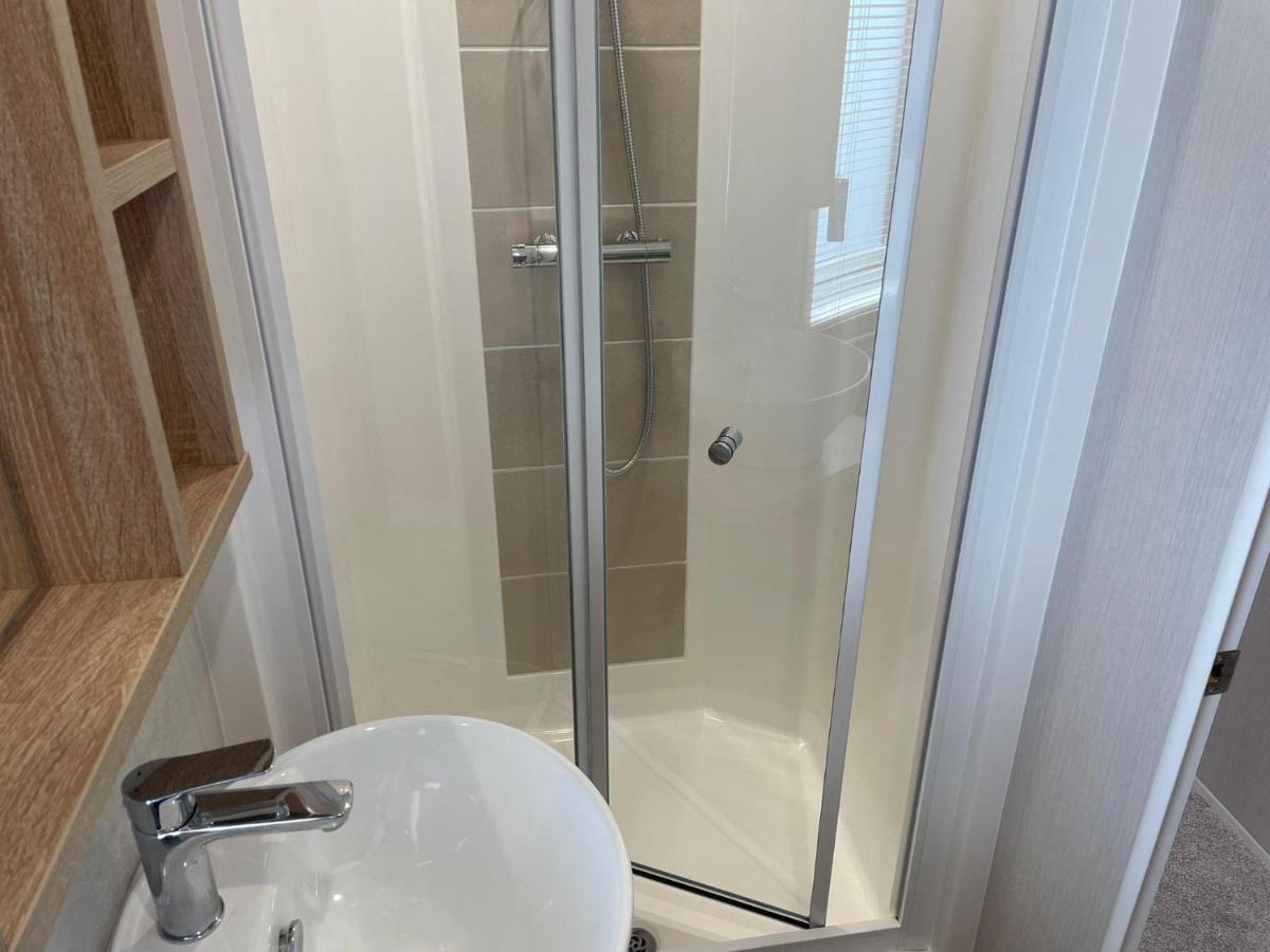 Stunning Caravan With Full Sea Views At Broadland Sands In Suffolk Ref 20236bs Campsite